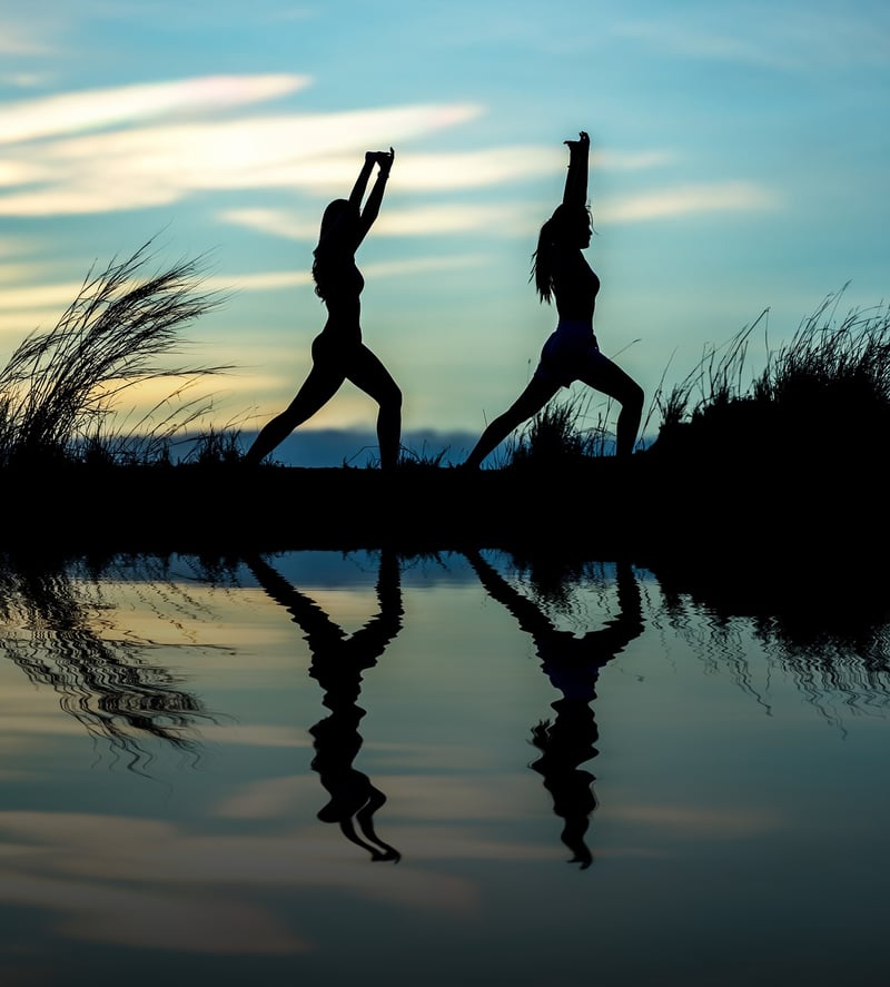 Silhouettes stretching